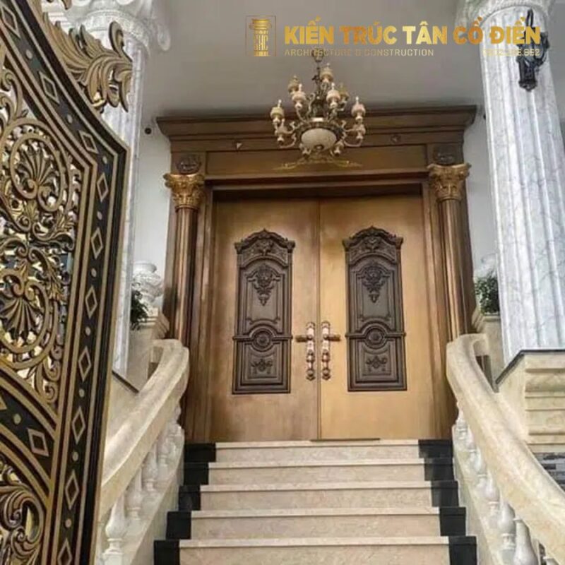 Trong kiến trúc tân cổ điển, cửa chính, cửa sổ hay cửa ban công đều được xem là chi tiết thể hiện rõ nhất sự sang trọng